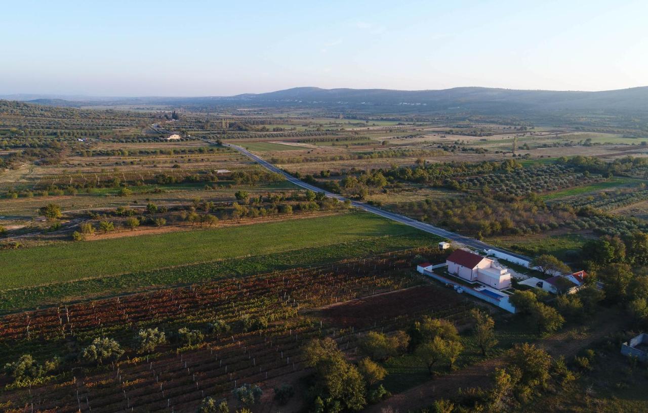 Holiday Home Donji Lepuri Lisicici Buitenkant foto