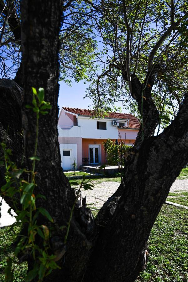 Holiday Home Donji Lepuri Lisicici Buitenkant foto