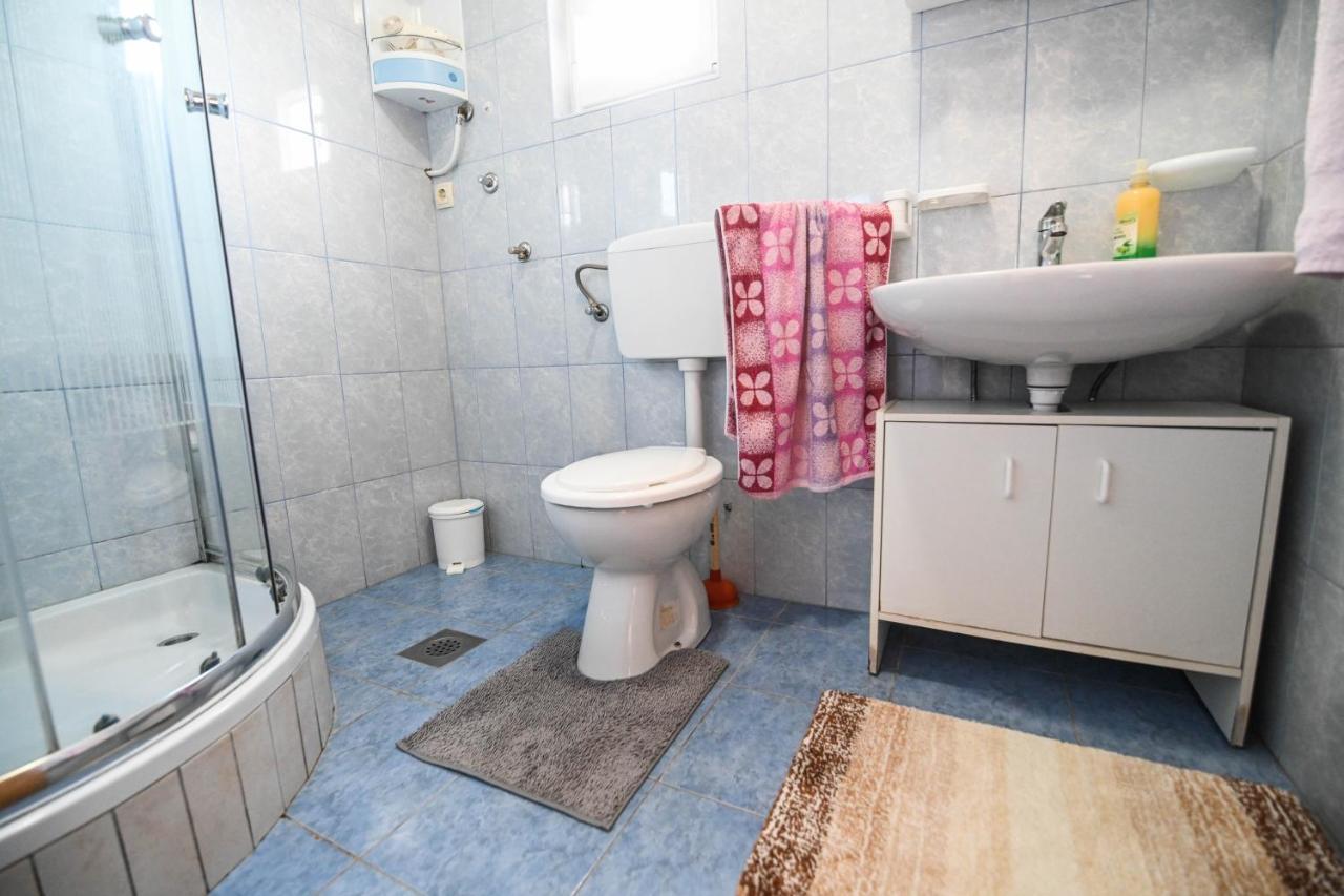 Holiday Home Donji Lepuri Lisicici Buitenkant foto