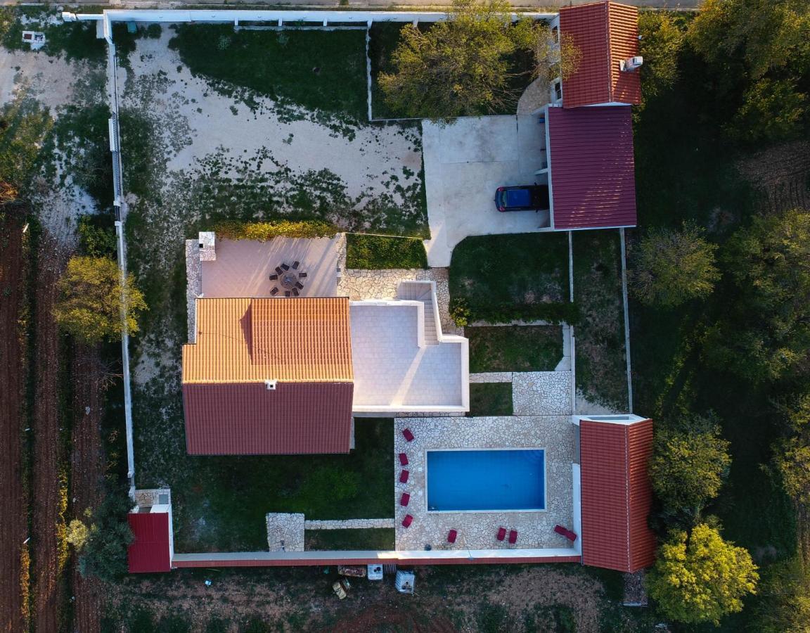 Holiday Home Donji Lepuri Lisicici Buitenkant foto